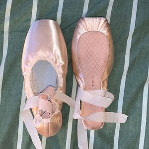 Bloch Balance European Pointe Shoe